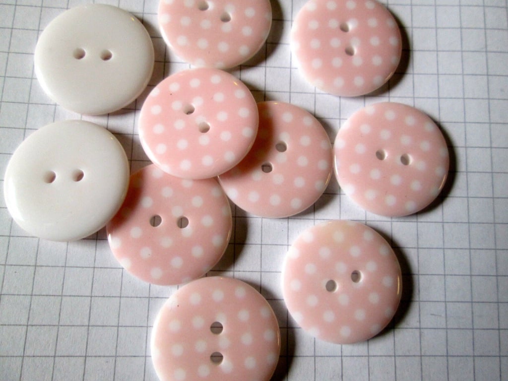 10 x  23mm PINK Polka Dot Spotty Buttons