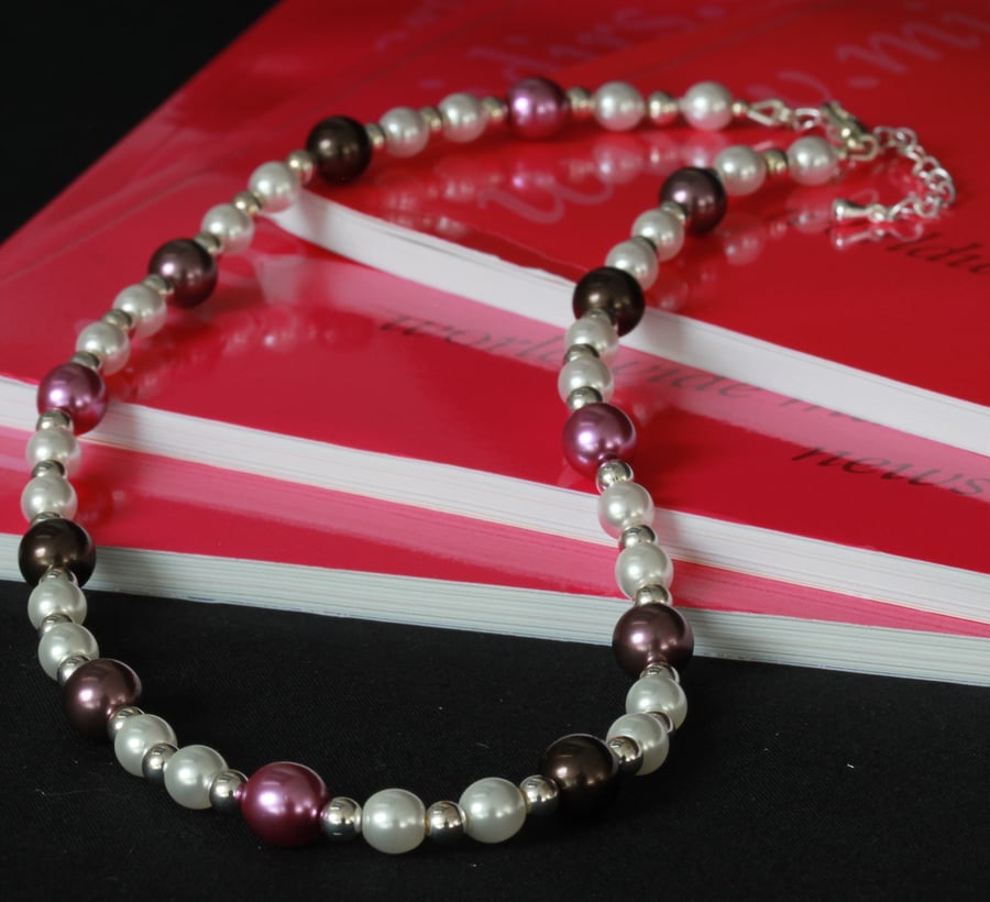 Pearly Pink Necklace