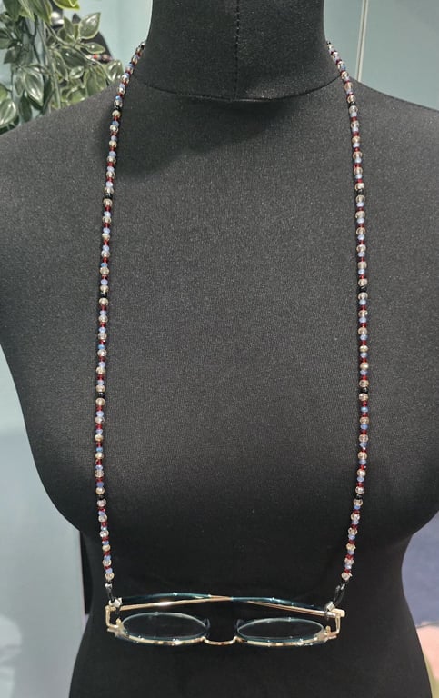 Handmade beaded spectacle chain