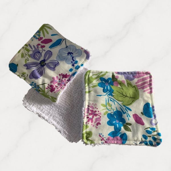 Reusable Face Wipes.  Summery Floral Fabric 