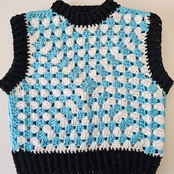 Adult crochet cropped sweater vest