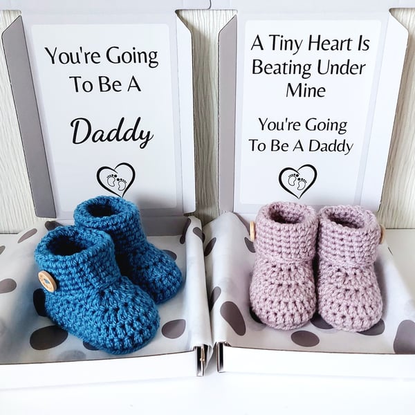 Pregnancy Reveal to Daddy – Baby Booties Gift Box