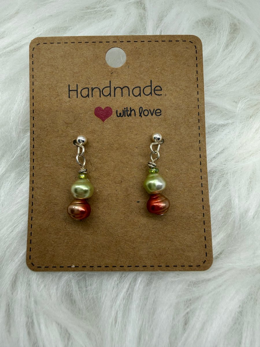 Green and red pearl earrings