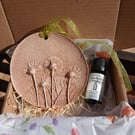 Daisy Daisy stone aroma diffuser wall hanging art 