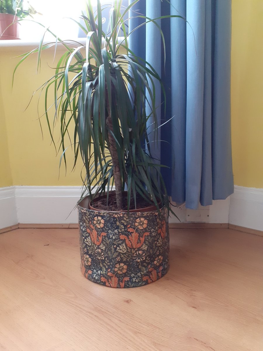 William Morris 10 inch plant pot