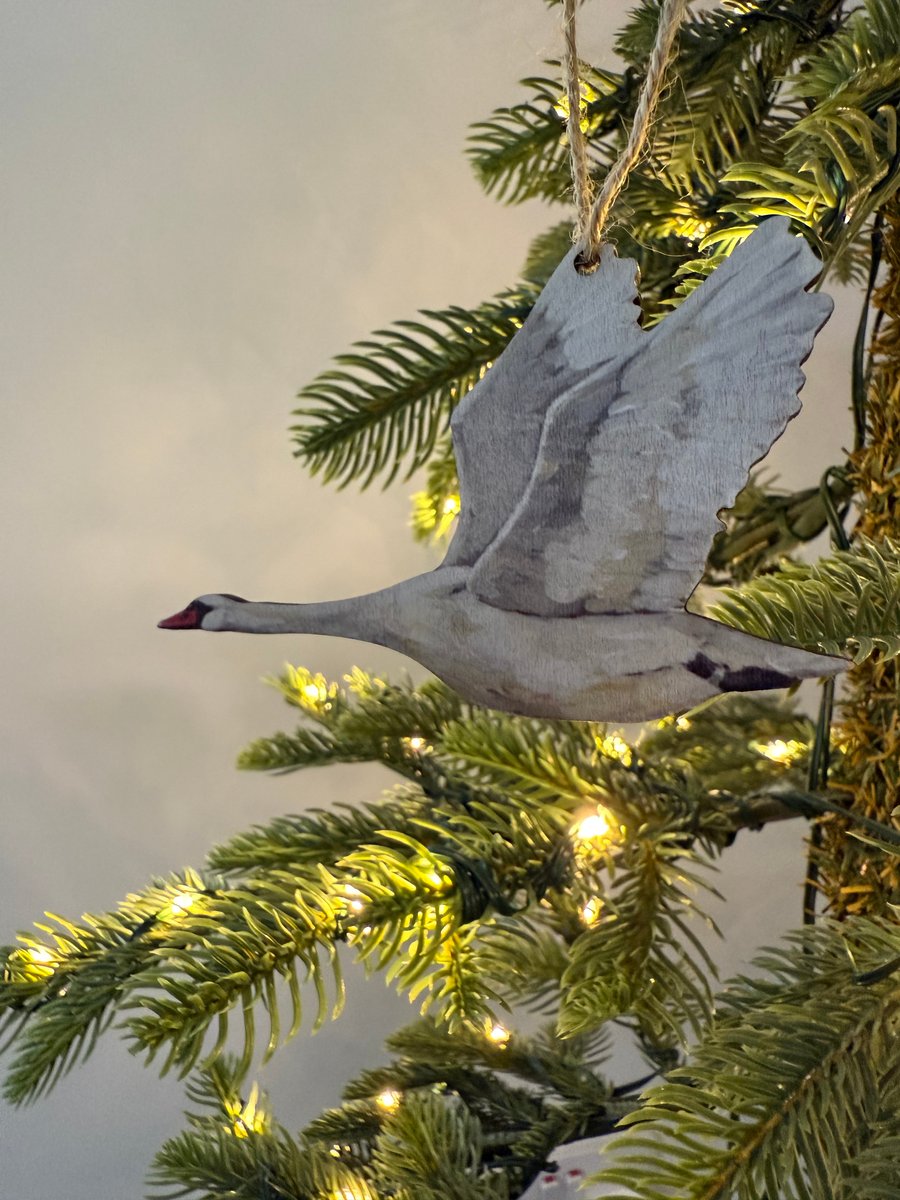 Sustainable Swan Christmas Decoration 