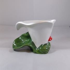 Ceramic Hand Painted White Flower Calla Lily Tea Light Candle Holder Decoration.