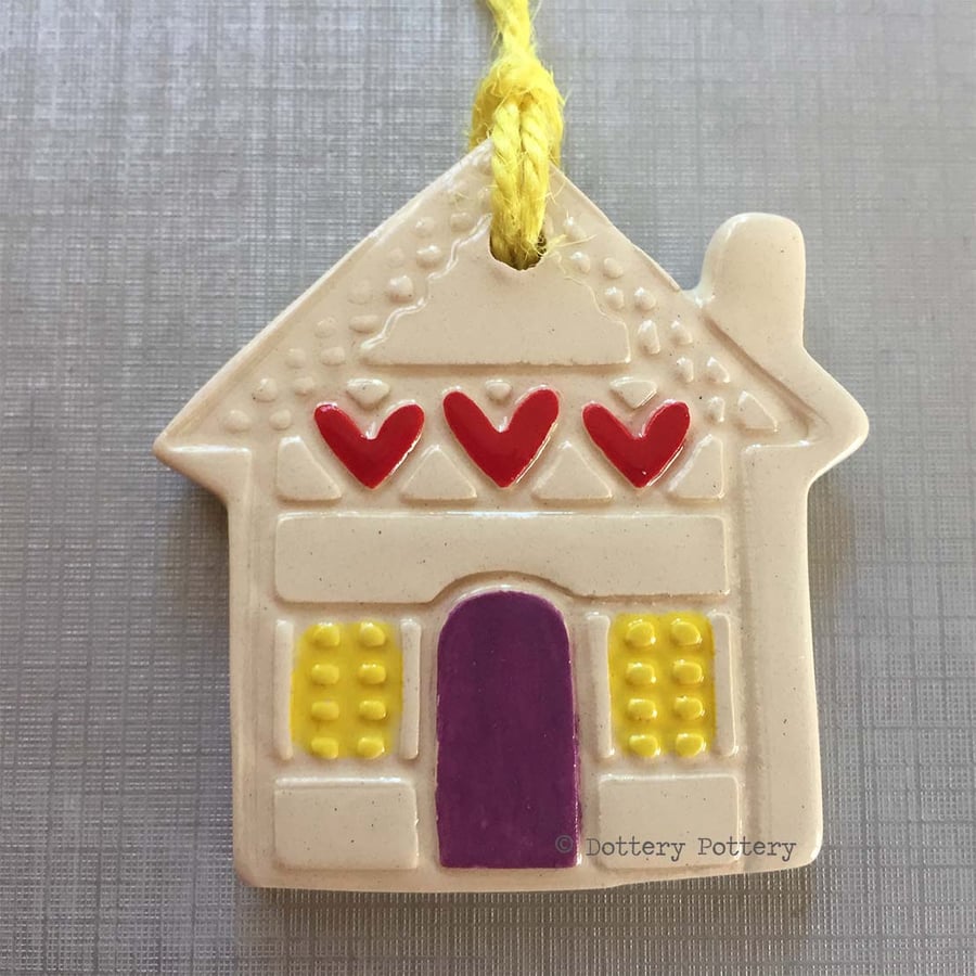 Small Ceramic house hanging decoration Pottery House New Home, Garden