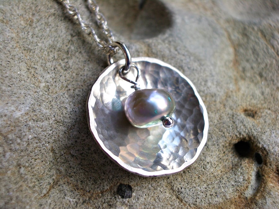 Sterling silver hammered domed pendant necklace with silver grey pearl
