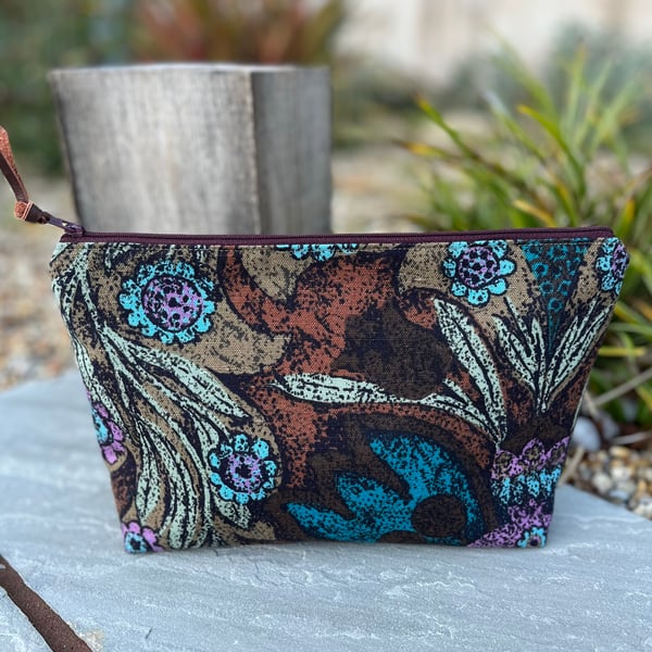 Vintage Sanderson Iliad Linen large zip pouch