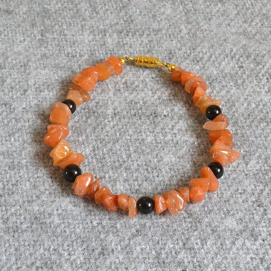 Peach Crystal Chip and Black Glass Bead Barrel Clasp Bracelet