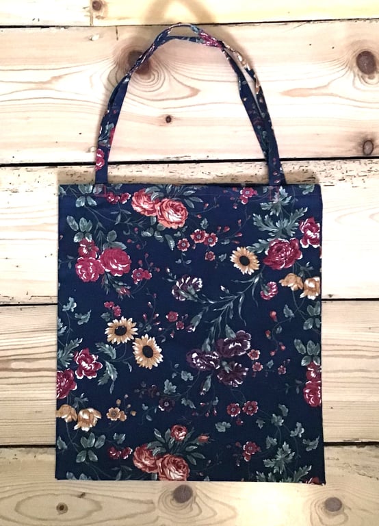 Floral tote bag