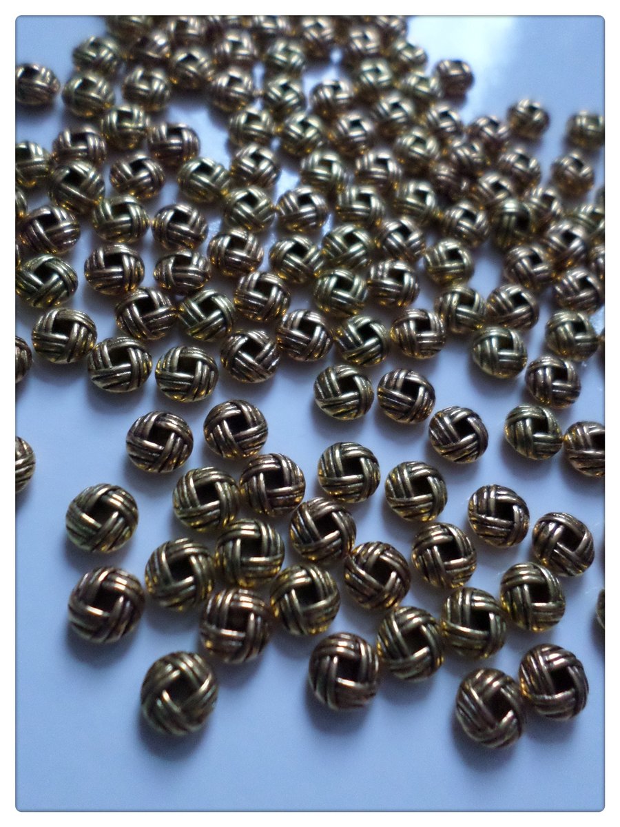 200 x Woven Knot Alloy Spacer Beads - 6mm - Antique Gold 