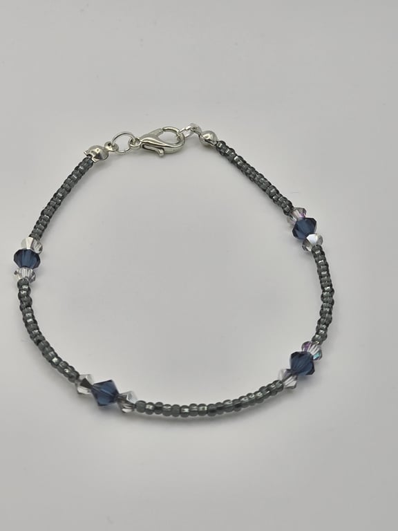 Preciosa Crystal Bicone bracelet - Montana and Crystal