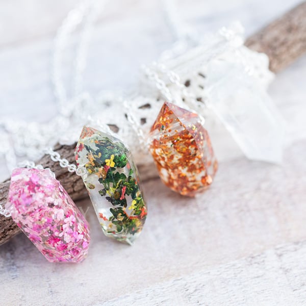 Four Seasons Raw Crystal Necklace Real Flower Jewelry Gifts for Her Copper Neckl