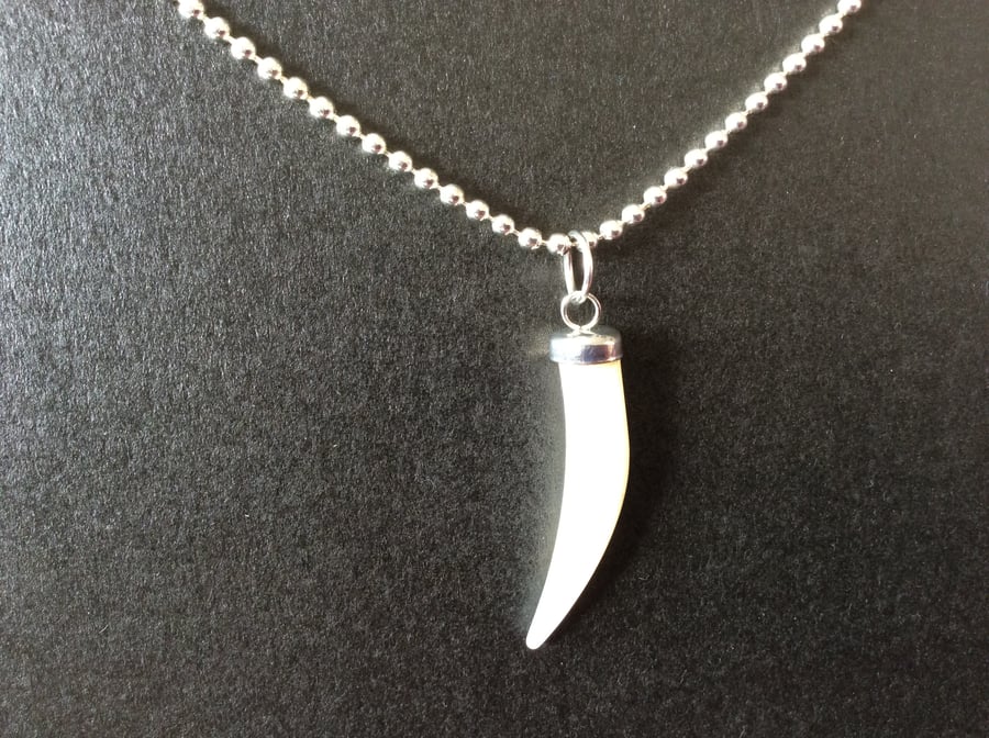 Fang Necklace
