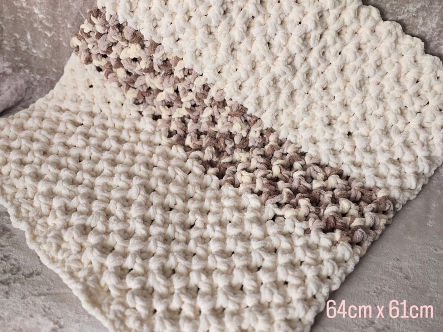 Snuggly baby blanket