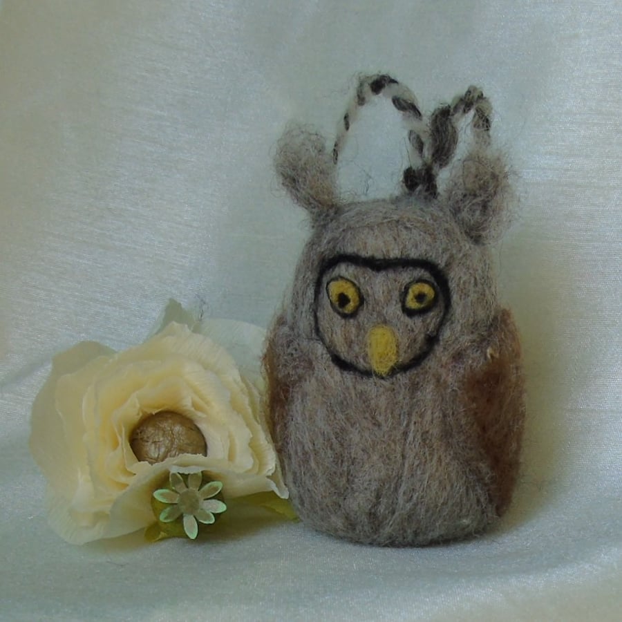 Wool owl,  9 cms tall will hang or stand,  Xmas tree decoration, key hanger