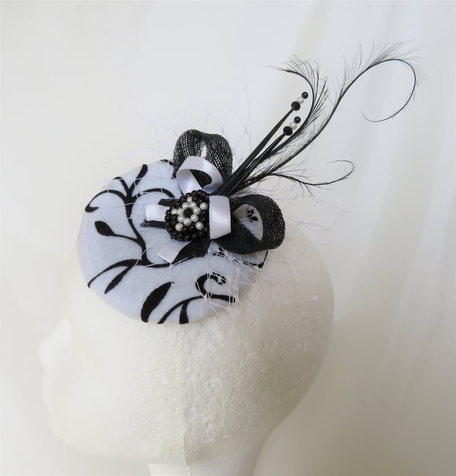 Black and white fascinator hat new arrivals