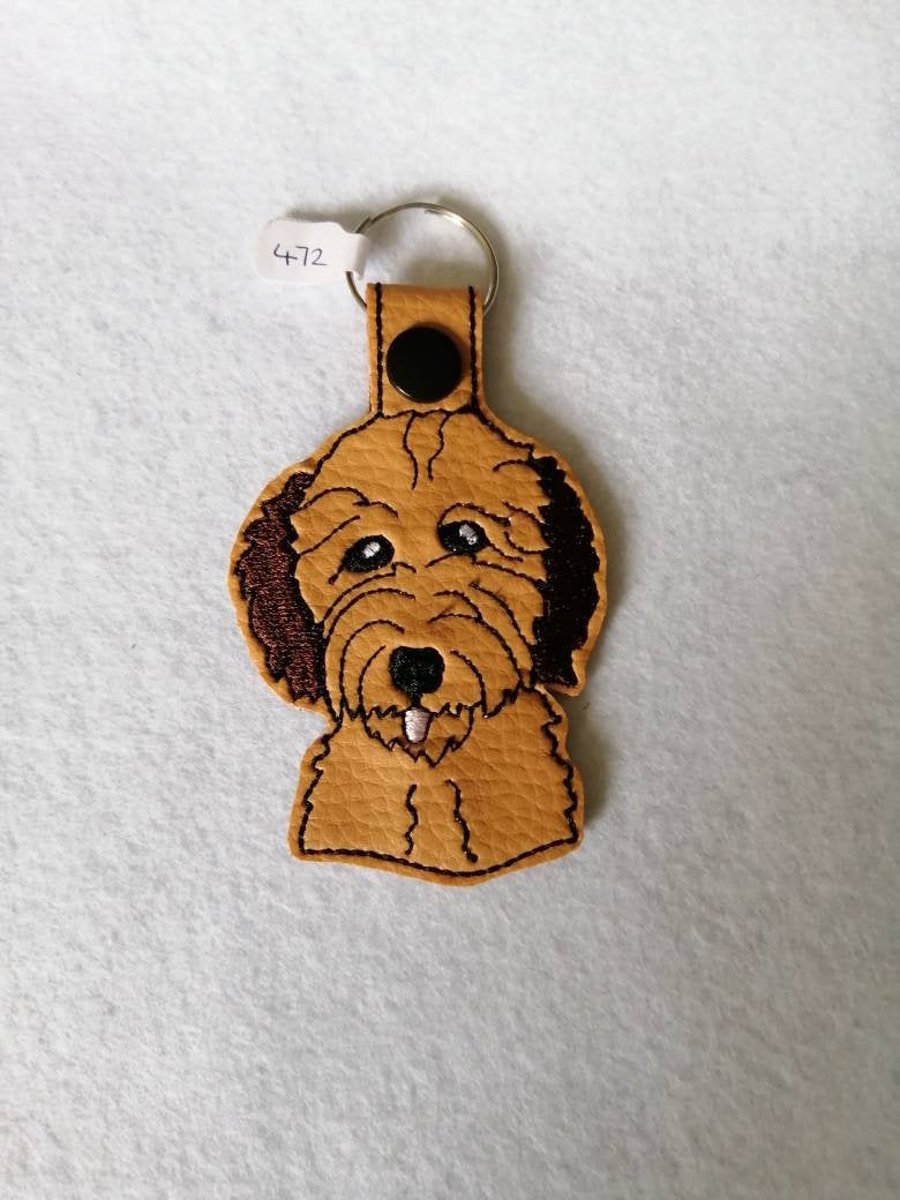 472. Cockerpoo keyring.