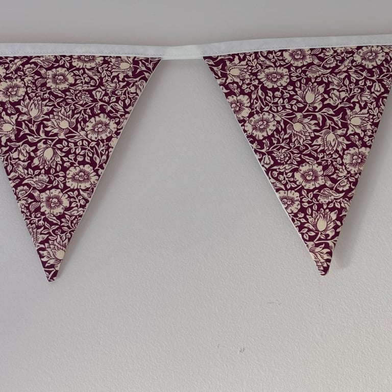 William Morris bunting - Mallow Wine