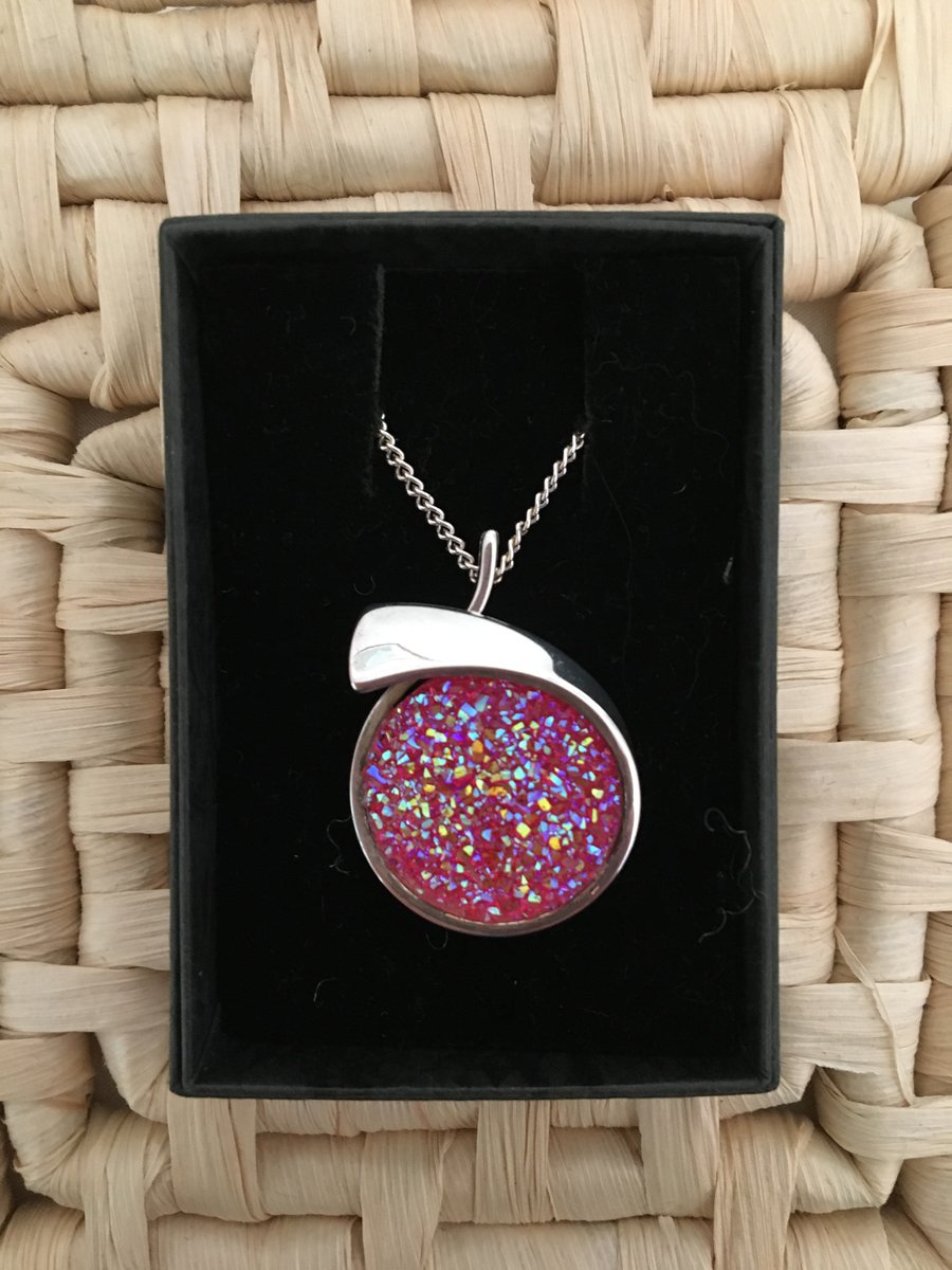 Round Resin Druzy Pendant in Sparkling Pink