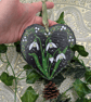 Snowdrop hand-painted Christmas slate heart decoration  - Image 7