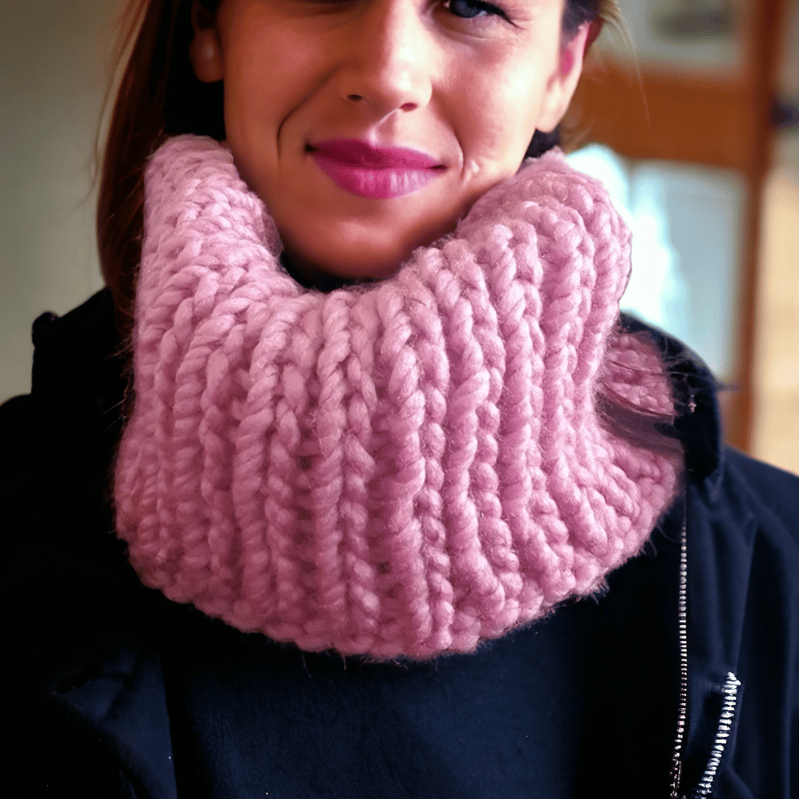 Hand knitted chunky fishermans rib snood