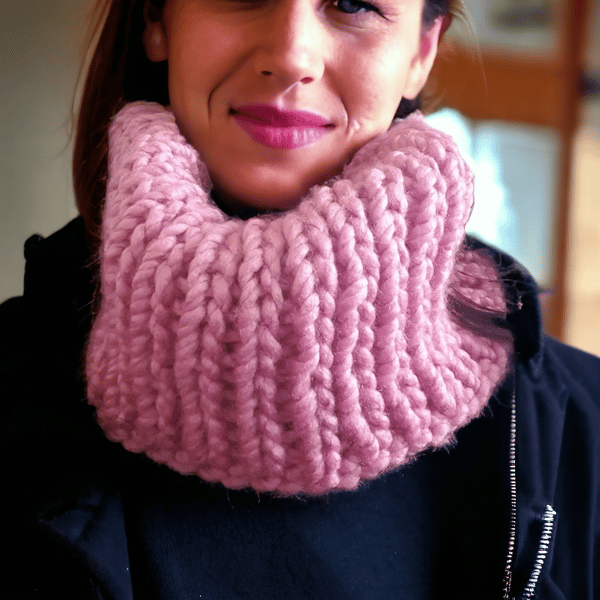 Hand knitted chunky fishermans rib snood