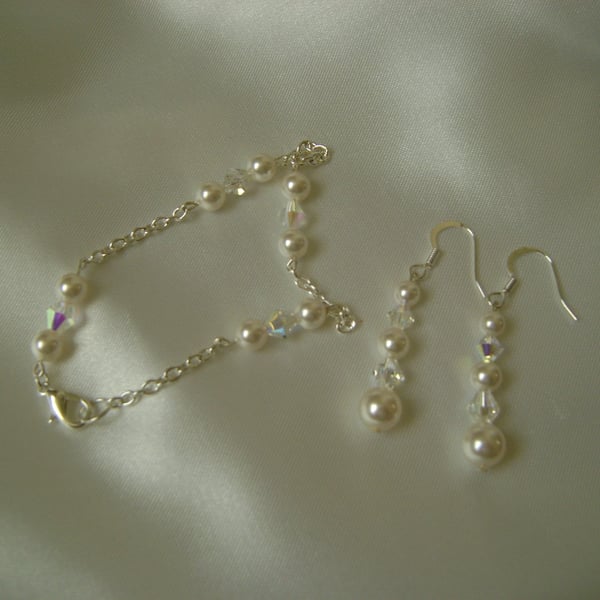 Crystal & Pearl Bracelet & Earring Set