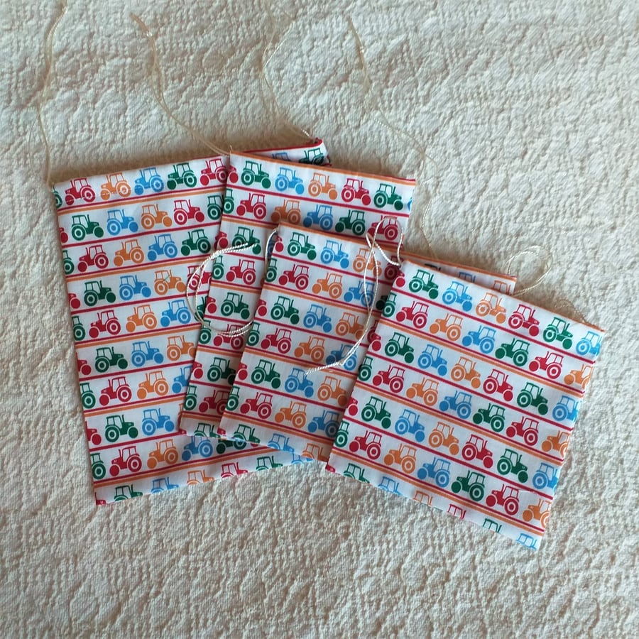 Pack of 4, Tractor, Drawstring Gift Bags