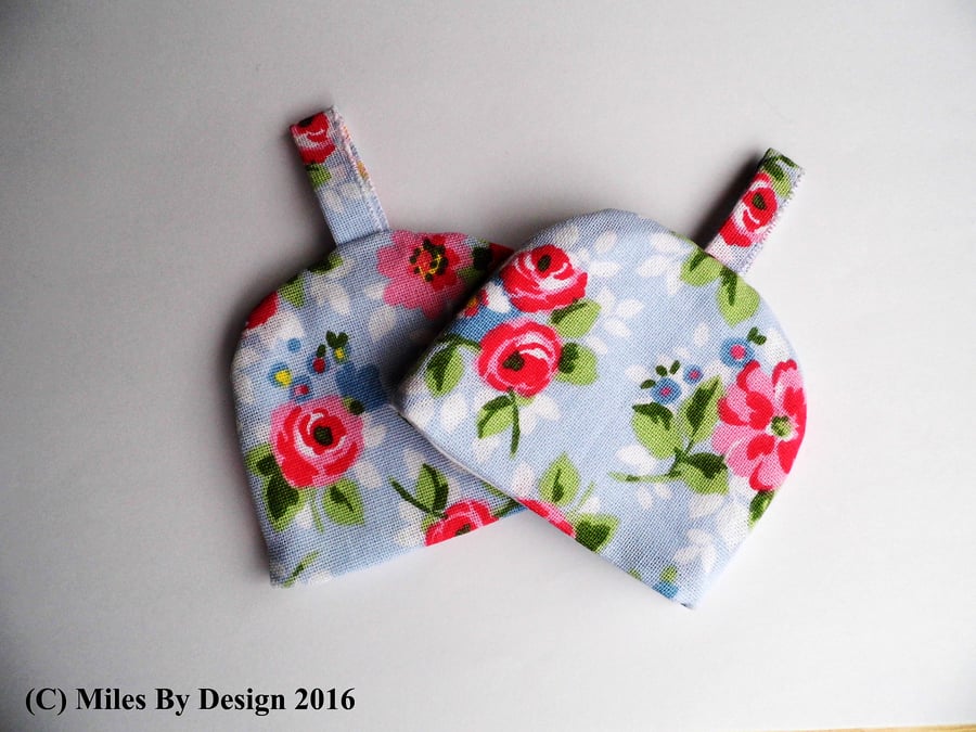 Pair Of Floral Egg Cosies - Gifts - Home Accessories