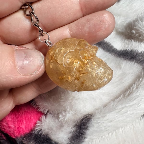 Resin Skull keyring 