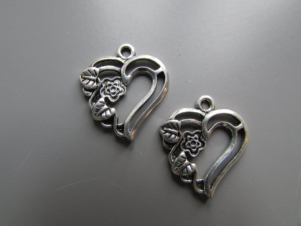 Silver Floral Heart Tibetan Jewellery Charm x 2