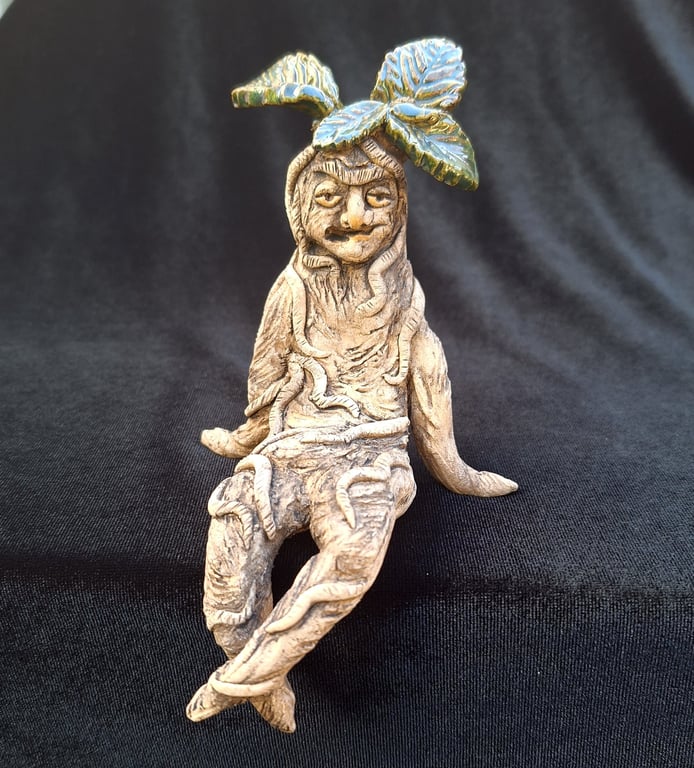 Maureen Mandrake - Ceramic shelf-sitting figure