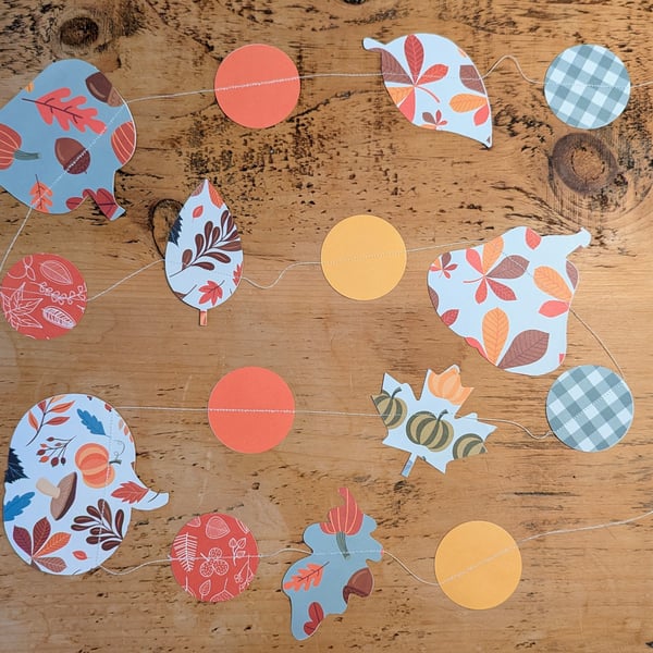 Autumn Pumpkins and Leaves Paper Garland