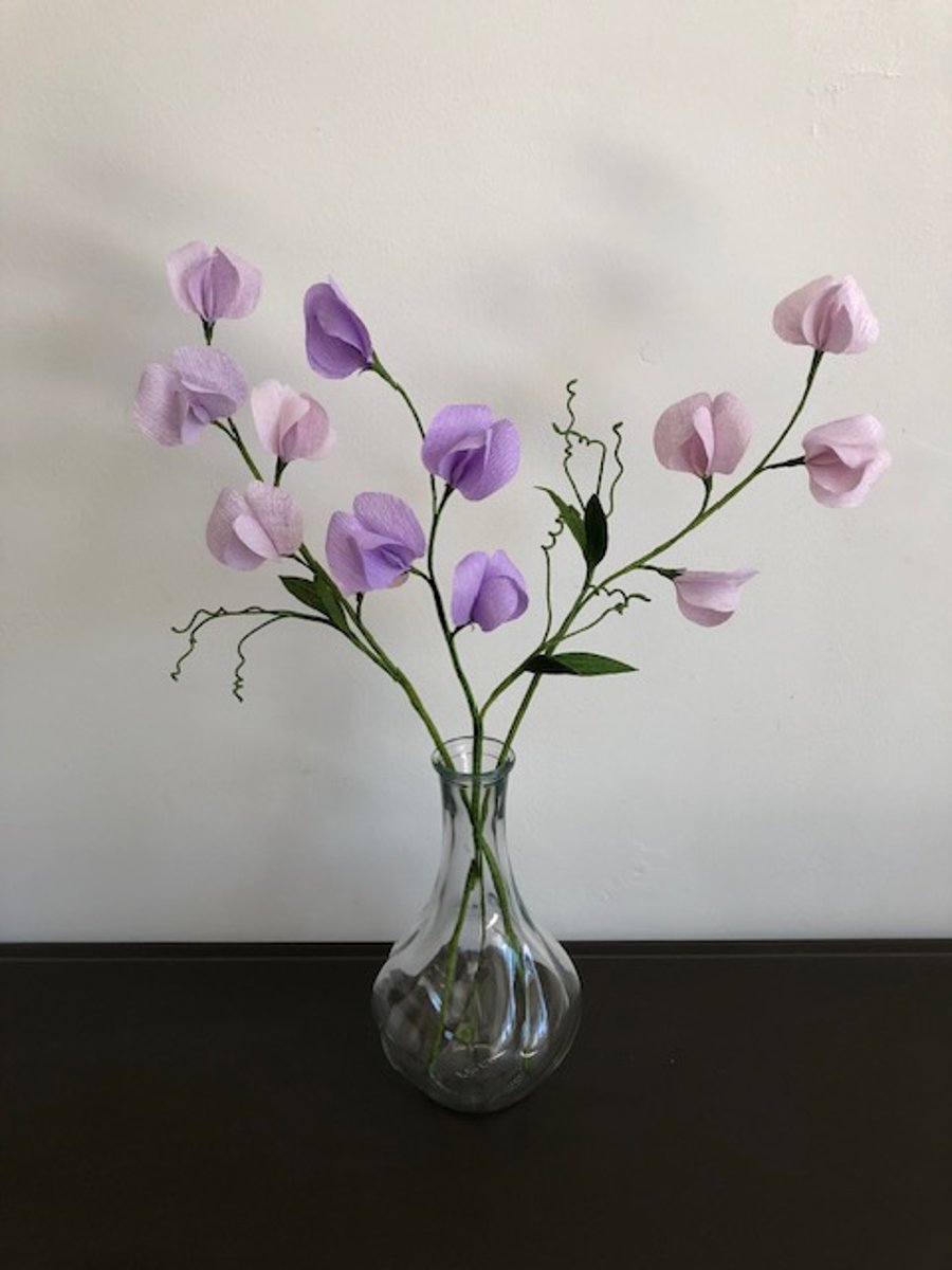 Paper flowers - sweet pea stem