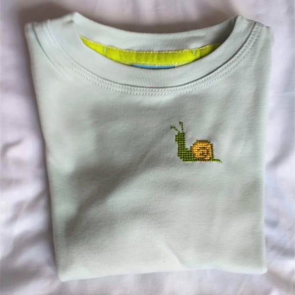 Green Snail Long-sleeved T-shirt age 2