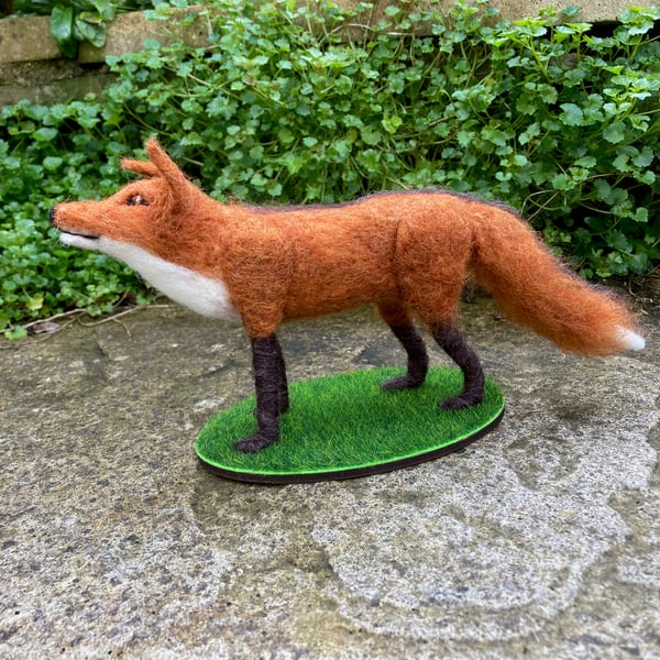 Fox woollen sculpture, needle felted animal, standing fox (24-2)