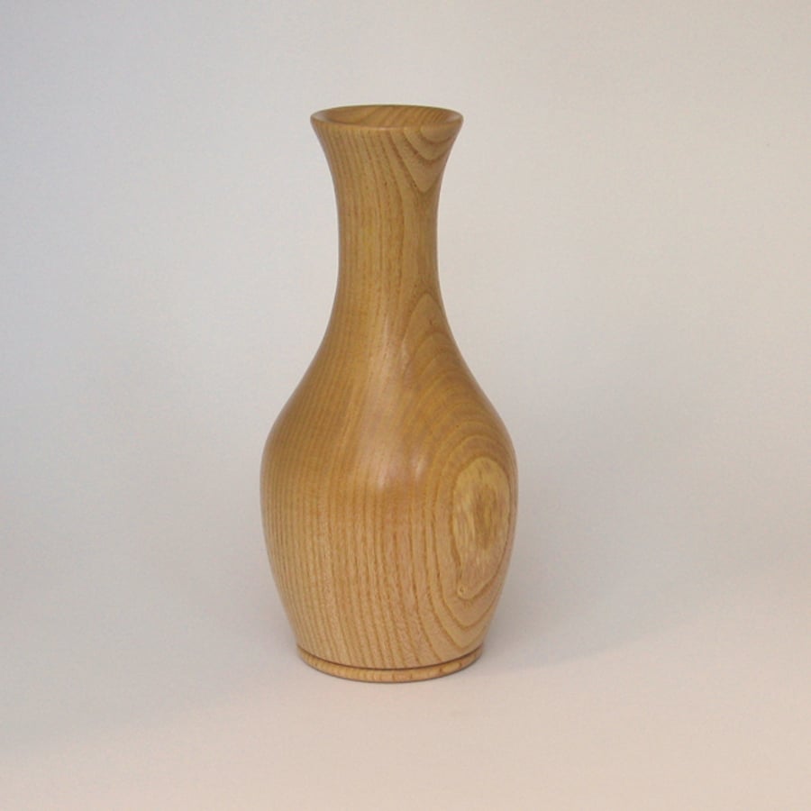 Ash vase