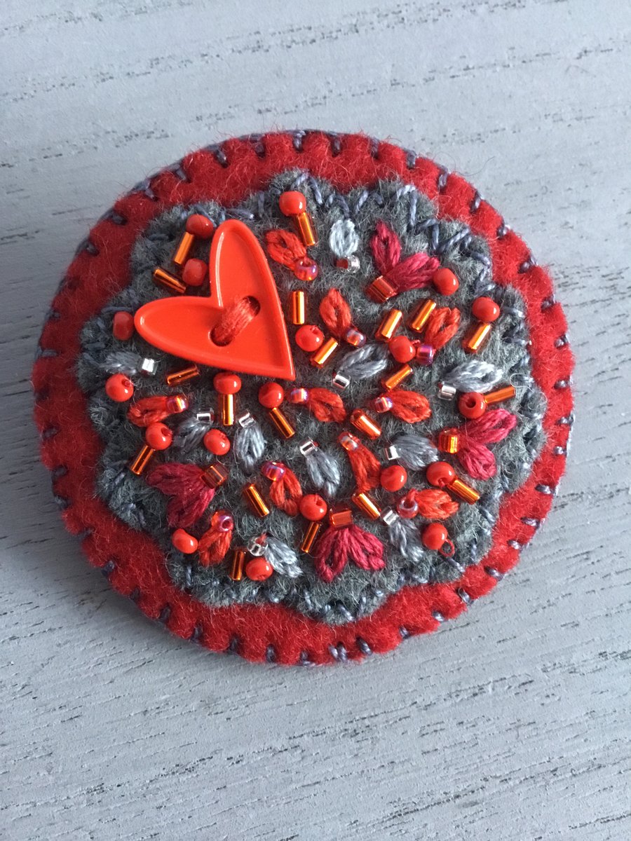 Hand Embroidered Circle Heart Brooch
