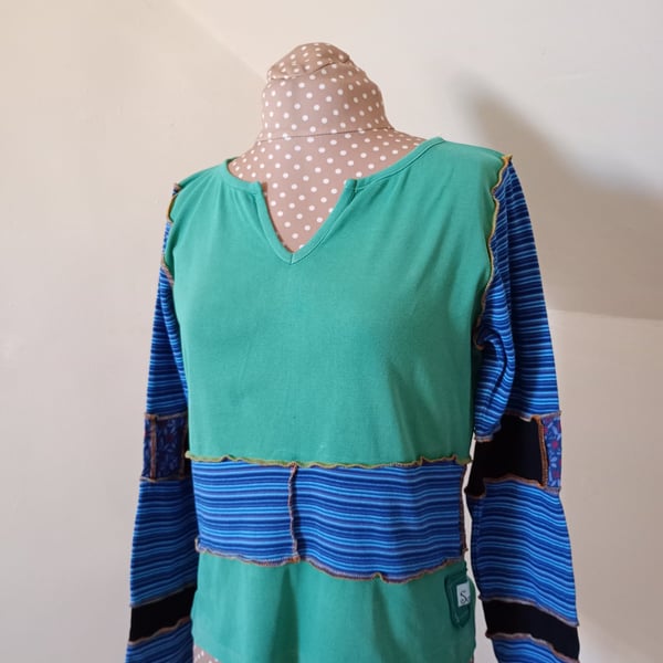 Green patchwork top with long sleeves 