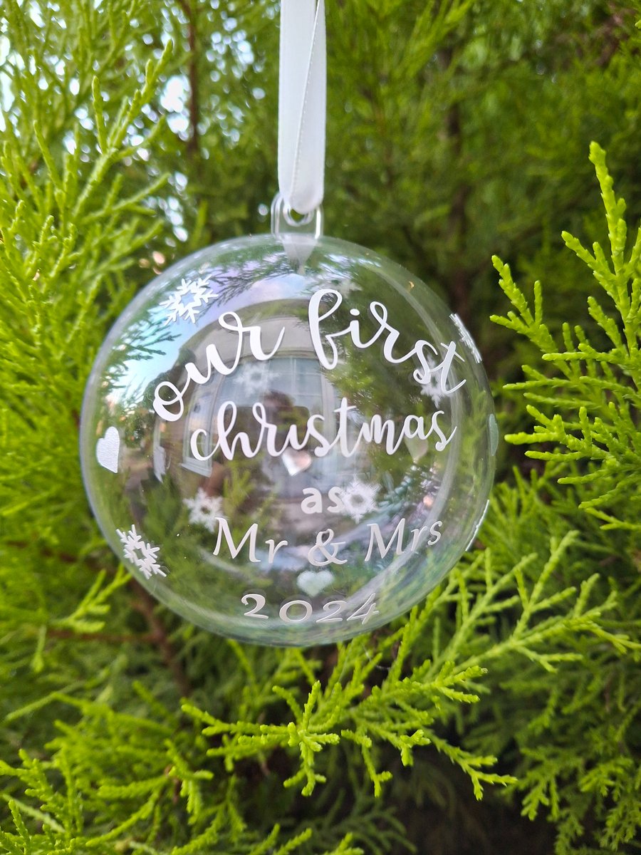 Our First Xmas as Mr & Mrs Bauble