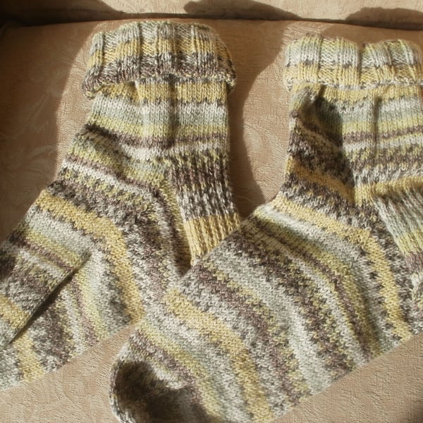 Hand knit ankle slouch socks