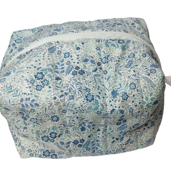 Blue Floral Make Up Bag, toiletry bag,