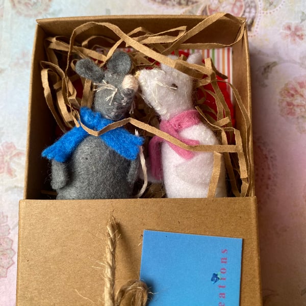 Quirky Felt Mice in a Matchbox 