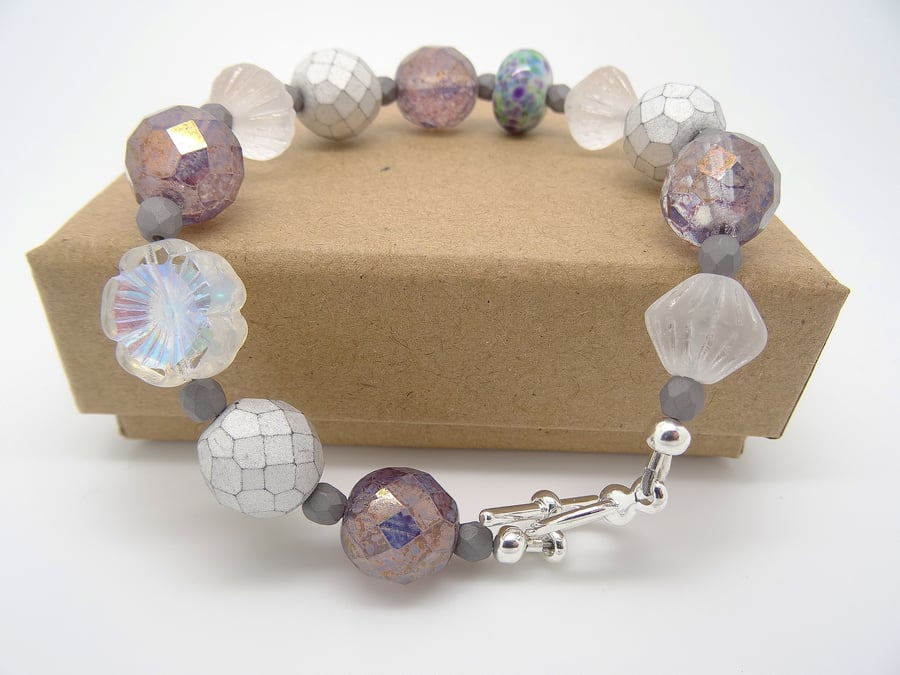 Czech Glass Bracelet, Flower Bracelet, Heather Bracelet, Lampwork Bracelet. 
