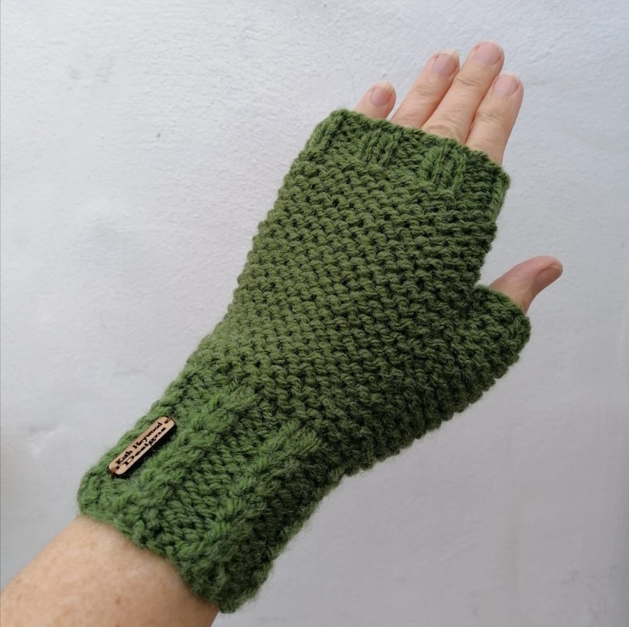 Green Hand Knit Fingerless Gloves