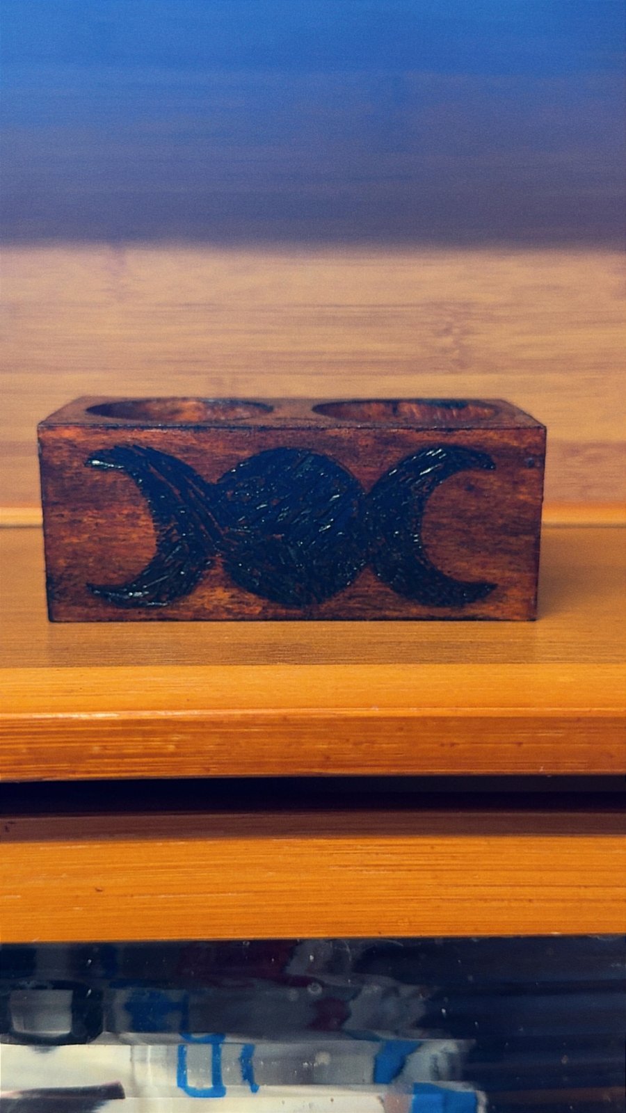 Double wooden rustic effect candle holder 