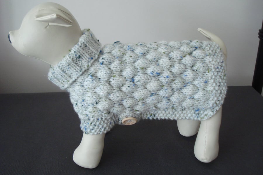 Small Dog Coat In Island Tweed Aran With Bubble Pattern (J9)